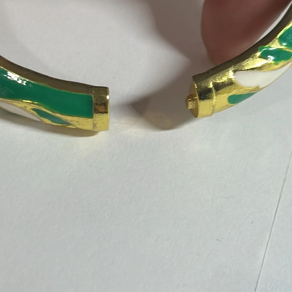 Set‎ of 2 Purple Green Enamel Snap Shut Bracelets
